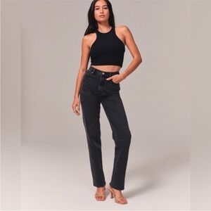 Abercrombie & Fitch
Ultra High Rise 90s Straight
Jean, Black, size 30